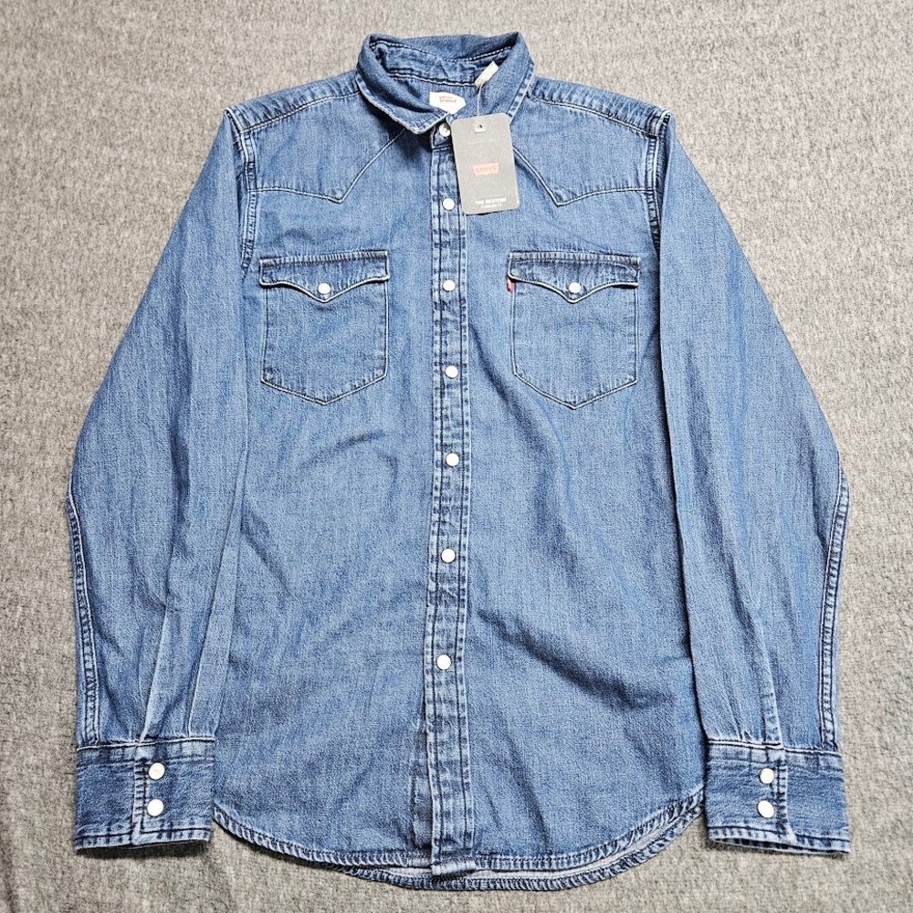 Levis Denim Shirt Womens Small Blue Western Pearl Snap Standard Fit NWT - Picture 2 of 11